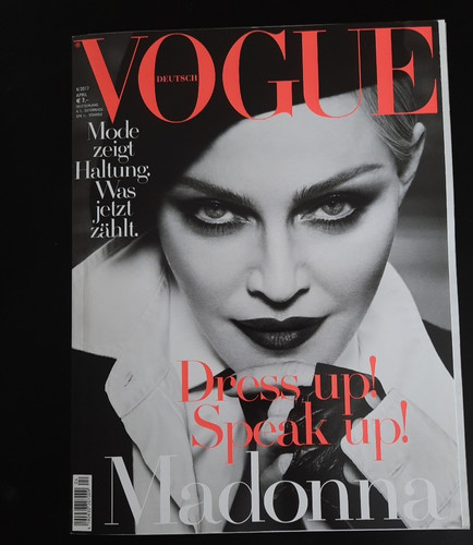 Vogue magazine deutsch april - magazine, deutsch,