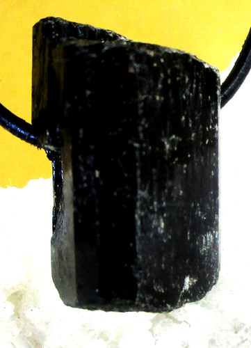 Schörl schwarzer turmalin - schÖrl,