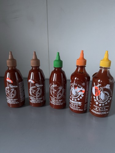 Flaschen sriracha hot - flaschen,,