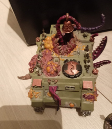 Warhammer 40k chaos rhino - warhammer,