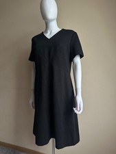 Chanel (uniform) schwarzes