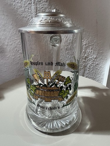 Bierhumpen aus glas - aus, mit