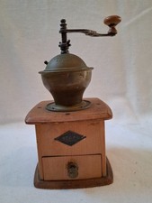 Antike Kaffeemühle von