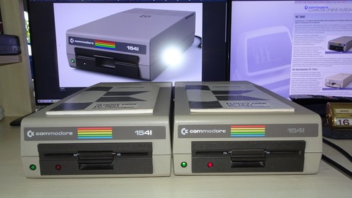 Commodore floppy disk 1541 - commodore,