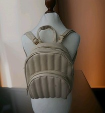 Neu Rucksack In beige Primark