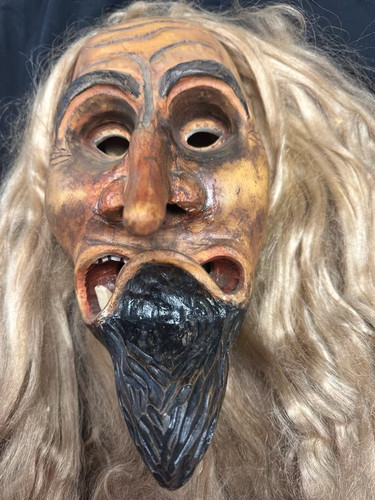 Teufel bzw hexen maske - bzw.,