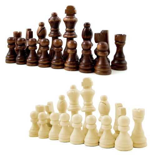 Schachfiguren aus holz - holz, mit