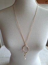 goldfarbene Kette Halskette  mit Ahänger Perle Länge 66 cm neu