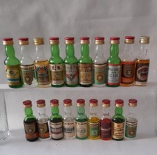 Miniatur Schnapsflaschen