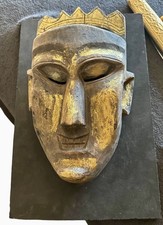 Große handgeschnitzte Buddha