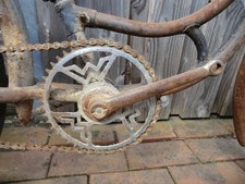 Altes Antikes Oldtimer Fahrrad