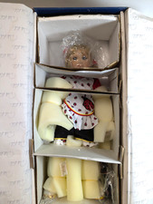 Debi Kuhn  Puppe  Kari