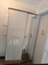 Schuh- und Garderobenschrank
