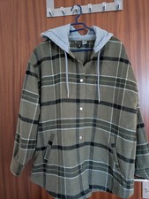 DIVIDED supermoderne