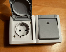 viko IP54 Aufputz Schuko Steckdose mit Ein/Aus Schalter beleuchtet Feuchtraum