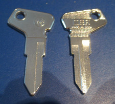 Trabant u. Wartburg Oldtimer,  Schlüsselrohling CEA WRB3S, Doblina Profil 6