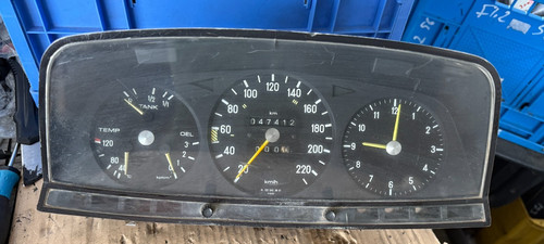 Mercedes w123 - mercedes,