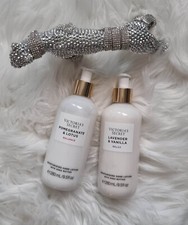 Victoria's Secret**Natural Beauty**Feuchtigkeitsspendende Handlotion **280 ml