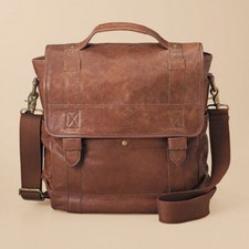 L104 - Fossil