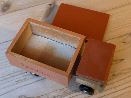 Altes holzauto spedition lkw - altes,