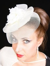 Fascinator Hochzeit Haarschmuck Perlen Schleier IVORY Blume Creme Elfenbein