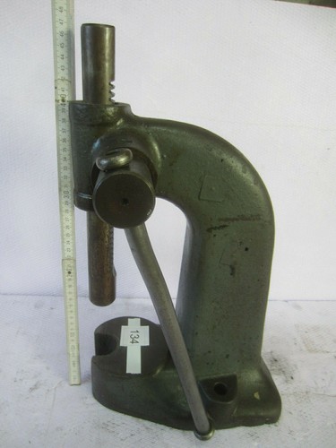 Kniehebelpresse dornpresse - kniehebelpresse,