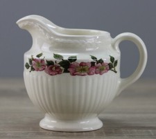 Wedgwood Edme Briar Rose Milchkännchen Sahnekännchen Sahnegießer Höhe ca 9,5 cm 