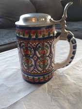 Deutscher bierkrug mit deckel - bierkrug,