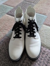 Lack Stiefelette, Weiß