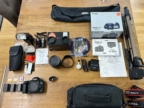 Canon eos mark iii - eos,