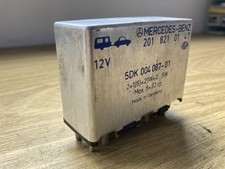 Relais Steuergerät Blinkrelais AHK Mercedes W124 W201 2018210247