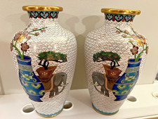 Paar chinesische Cloisonné Vasen, Emaille auf Metall, ca. 1970/80, top Zustand