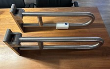 2x HEWI Stützklappgriff 600mm Edelstahl inkl. HEWI WC Spülauslösung Funk