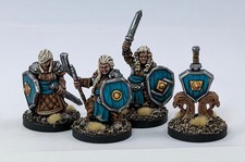 GODTEAR – Champion Luella