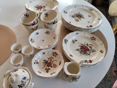 Wedgewood queens sprays - wedgewood,