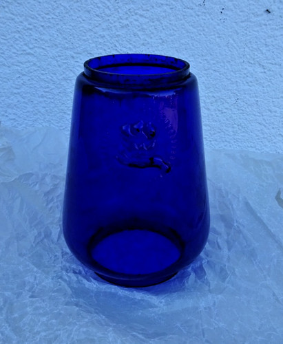 Hellblaues glas für - glas,