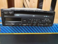 Vintage GRUNDIG AUTORADIO mit CD Player