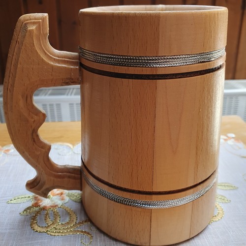 Dekorative holzbierkrug aus - dekorative,