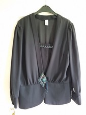 NEUW. Top und Jacke Twinset