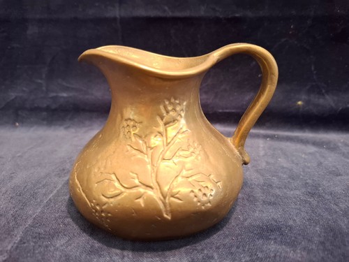 Massiver vintage bronze krug - massiver,