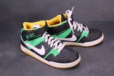 Nike Mogan Mid Unisex Sneaker Sportschuhe Gr. 38 schwarz grün gelb weiß SB2141