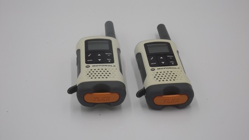 Motorola walkie talkie - motorola, tlkr