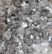 Harmotom auf Quarz - Steinbruch Juchem, Fischbachtal, Idar-Oberstein