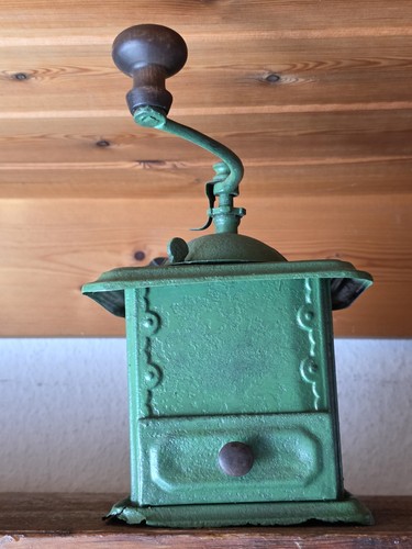 Antike kaffeemühle metall - antike,