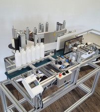 Etikettiermaschine, Labelmaschine, automatik Etikettierer, labeling InnTecFlow