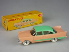 Dinky Toys 178 Plymouth Plaza with windows vintage Meccano England + Box 132708
