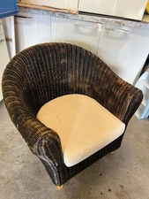 Geflochtener Holzsessel – gemütlich & dekorativ