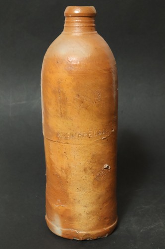 Alte tonflasche wasserflasche - alte,