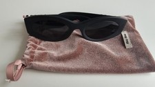Miu Miu Regard Sonnenbrille
