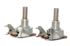 2x Vintage Dreh-Widerstand / DDR Poti v. RFT Typ TGL 9100, 100 kOhm, linear, NOS